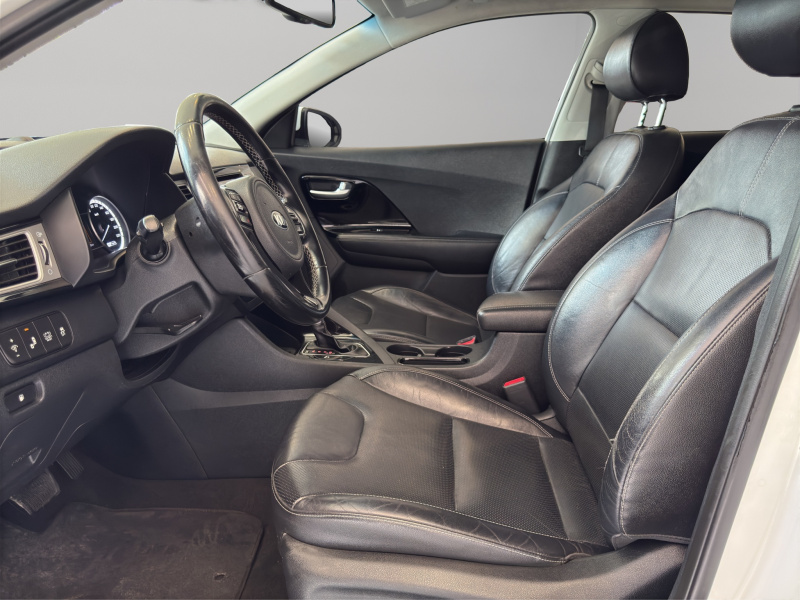 KIA Niro  5 pts. EX, HEV, TA, a/ac. Aut., piel, QC, f. led, RA-18 (línea anterior) 2019